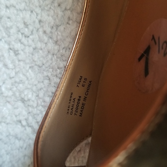 Calvin Klein 'Gailia' Leather Pointy Toe copper Flat - Picture 10 of 10